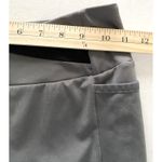 Gymshark  Gray Black Colorblock Asymmetrical Leggings Side Pockets Stretch Sz XS Photo 3