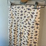 Glyder  Sultry Legging Print: Ditsy Floral Photo 5
