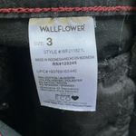Wallflower Jean Black Shorts Size undefined Photo 3