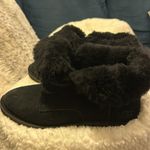 UGG  Quincy Boots size 7 tags removed inside Shoe in good to excellent condition Photo 7