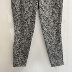 Athleta Salutation Stash Pocket II 7/8 Textured Tight in Moonflower Black Size L Photo 7