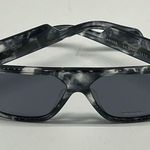 Quay Australia NEW Go Off black tortoise black polarized sunglasses styl… Photo 12