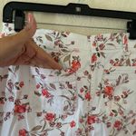 Karen Scott  Skort Womens size 6 White Floral Cotton Stretch Casual Skirt Photo 9