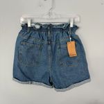 NWT Plaid & Plain High Waisted Denim Jean Shorts Women’s Size Medium Ruffle Waist Photo 3