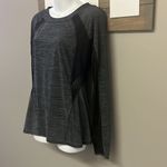Lululemon Athletica Heather Black Scoop Neck Long Sleeve Lace Panel Shirt-Size 6 Photo 1