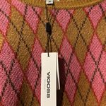 Vigoss Sweater Photo 1