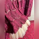 Lace Party Dress, by Francesca’s, wine&nude
Tulle hem ruffle cut out back detail Red Size M Photo 2
