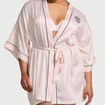 Victoria's Secret Heritage stripe robe Photo 0
