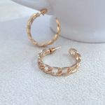 Lulus Gold chain huggie earrings Photo 4