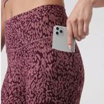 Athleta  Salutation Stash Pocket II Printed 7/8 Tight Womens Pink Cheetah Legging Photo 3