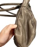 Sundance  Leather Shoulder Bag Taupe Hobo Purse Made in Italy Pockets Boho Photo 8
