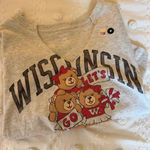 Hollister  Wisconsin tee shirt Photo 0