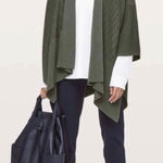 Lululemon  Dream Weaver Wrap in Camo Green Cashmere Blend One Size (Medium) Photo 0