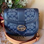Coach Georgie Saddle Bag In Signature Chambray C4066 Photo 3