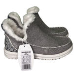 Hey Dude  NEW Women's Camden Brushed Cozy Shoe Size 9 #B1878A Photo 0