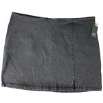 Wild Fable Women's 24 Plus Black Notch Front Seamed Denim Mid-Rise Mini Skirt Photo 1