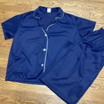 JC Penney. Vintage/80’s 2 piece nylon pajamas. Navy blue. Size 40 Blue Photo 0