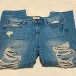Mudd Y2K- - Destroyed Mid-Rise Light Wash Capri Jeans- Size 5 (Juniors) Photo 7