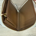 Coach  Chalk Zip Around Wallet Photo 9