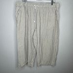 BeachLunchLounge  Cropped Pants‎ Photo 4