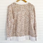 Animal print sweater Size Medium White Photo 1