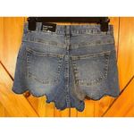 Love Tree  Denim shorts scalloped hem size Small medium wash nwt (2169) Photo 1