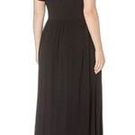 Amazon Women's Short Photo 1