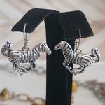 Boutique Statement Two Tone Chain Necklace with Zebra Pendants and Matching Earrings New Photo 5