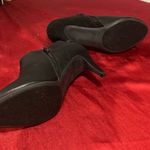 Gloria Vanderbilt  Black Ankle Booties 8 1/2 M
Great shape -sparkling! Photo 3