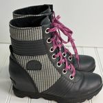 Sorel  Houndstooth Wedge Lace-Up Boots Youth 4 fits Women's 5.5–6 Black Pink Photo 0