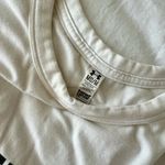 Under Armour Women’s White Sleeveless Tank Top Photo 3