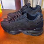 Nike  Air Max 95 Triple Black Shoes‎ 307565-055 Athletic Sneakers Women's Size 8 Photo 5