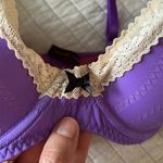 Betsey Johnson Betsy Johnson, purple cream, lace, trim, bow, cute bra, coquette Y2K 32D Photo 2