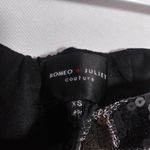 Romeo + Juliet Couture  Black And Gold Metallic Sequin Mini Skirt Party Size XS Photo 3