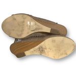 Just Fab Poppi Caged Wedge Sandal Tan Lasercut Detail Faux Leather Ankle Strap Photo 5