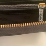 Tory Burch  Thea patent leather wristlet Photo 9