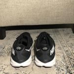 Hoka  Clifton 9 Black Running Shoes Photo 4