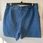 White Stag Shorts Photo 2