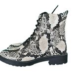 Linea Paolo Trinity Cream Snake Print Women's Leather Combat Boots Size 9 Black Photo 0