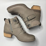 Merrell Shiloh II Lace Waterproof Boots in Moon Rock Photo 8