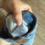 American Eagle  Outfitters Women's Distressed Denim mom Shorts size 8 Photo 2