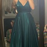 Windsor Emerald Green Prom / Formal Dress Photo 1