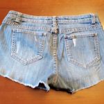 I Love H81  Denim Blue Women's Shorts are a size 28. Photo 4