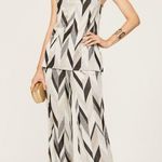 Trina Turk Jocular Geometric Chevron Silver Metallic Mock Neck Sleeveless Top XS Photo 2