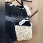 Blondo Ladies  booties- warm and CUTE🖤🤍🖤 Photo 10