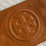 Tory Burch  brown leather logo fold over gold chain rare crossbody bag Photo 2