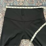 Lululemon Wunder Under Hi-Rise 1/2 Tight Full-On Luxtreme 17" Cropped Leggings Photo 11