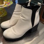 Chinese Laundry  Lisbon Boots Photo 1