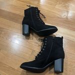 Journee Collection  women’s black lace up block heel boots size 8.5 Photo 4