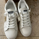 vintage savannah Women's White Sneakers with Gold Star Photo 5